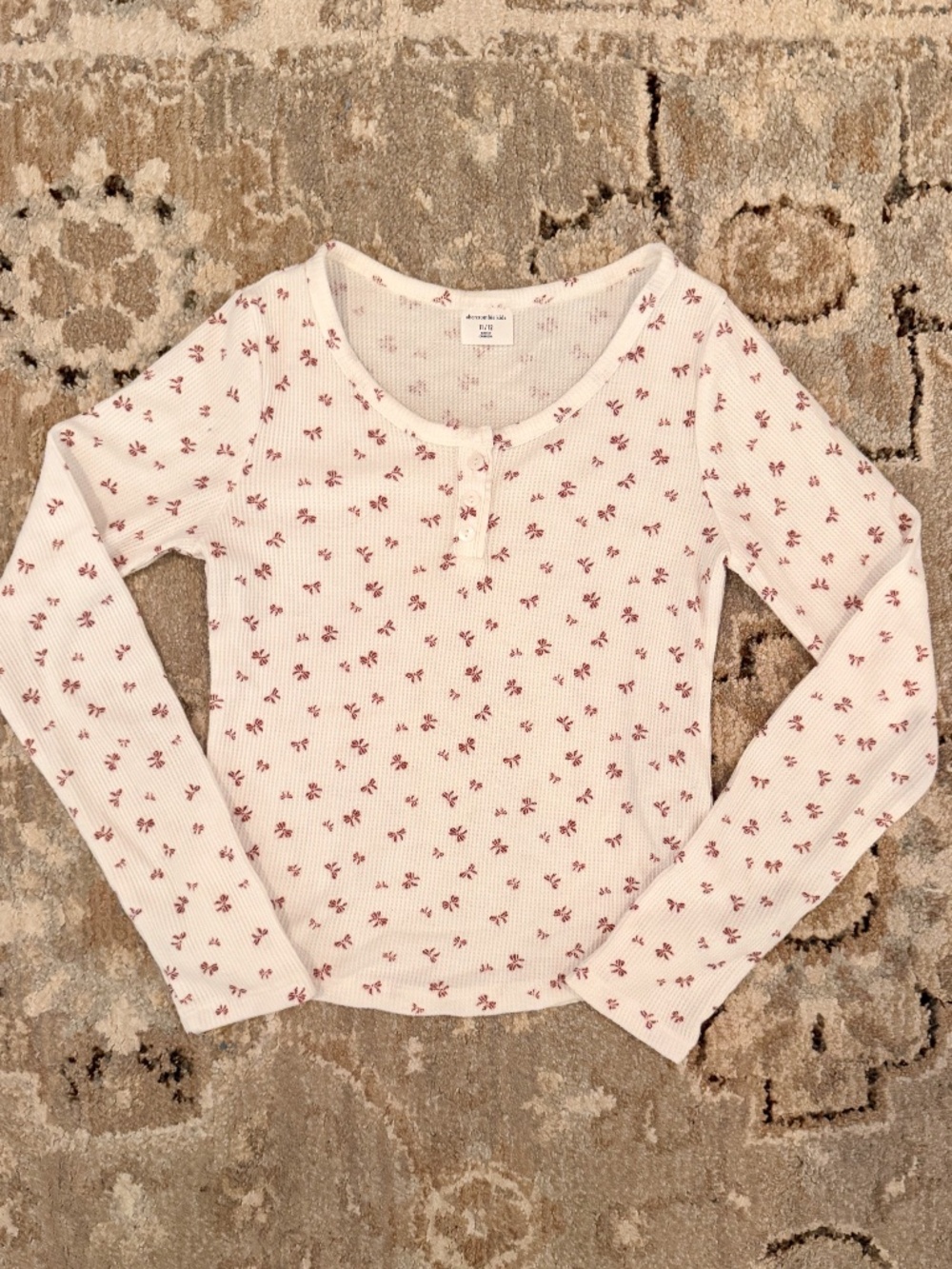 Abercrombie Kids Waffle Bow Print Long Sleeve Henley Tee Size 11/12